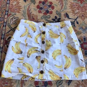 UO Banana 🍌 Skirt, Medium